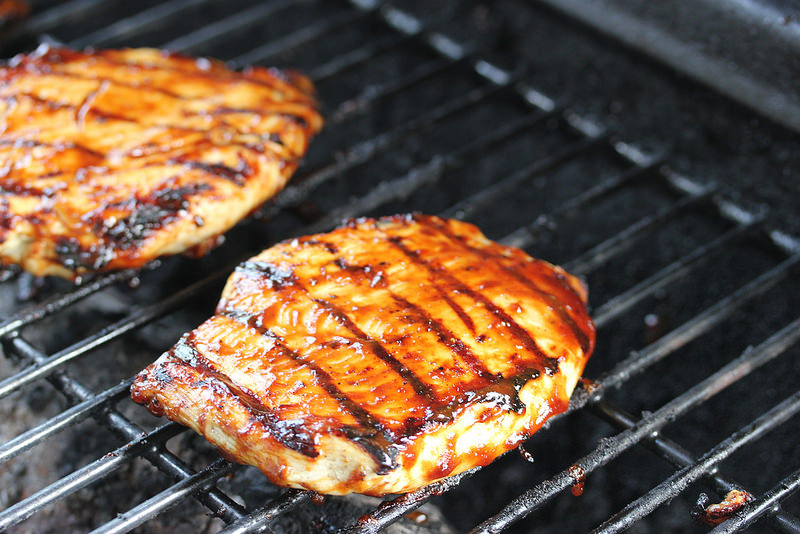 barbecued buttermilk chicken breasts grill picture