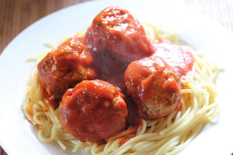 Simple and Delicious Ricotta Meatballs Recipe - Cully's Kitchen