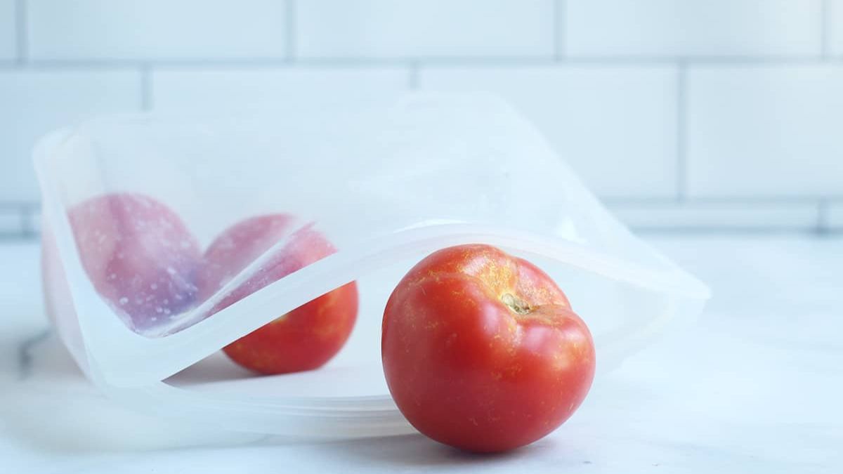 How to Freeze Tomatoes